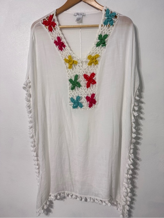 Moss Rose Other - Moss Rose White Crochet V-Neck Swim Coverup with Multicolor Floral Detail